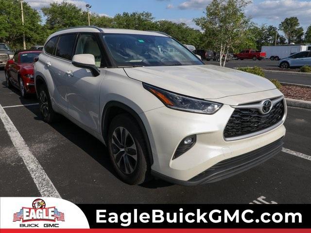 used 2021 Toyota Highlander car, priced at $31,820