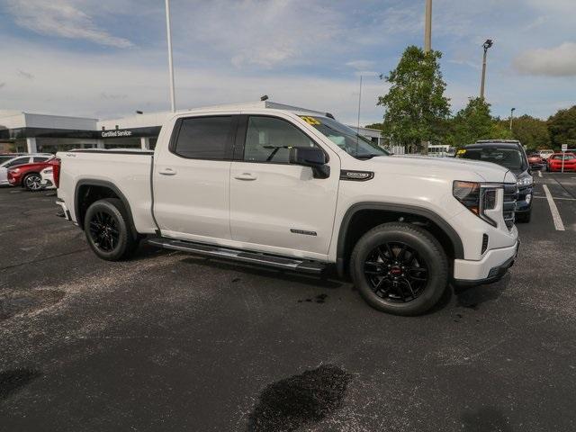 used 2023 GMC Sierra 1500 car, priced at $43,820