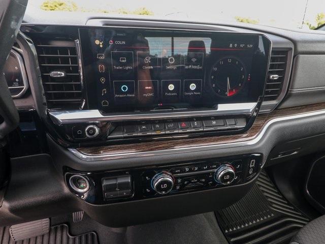 used 2023 GMC Sierra 1500 car, priced at $43,820