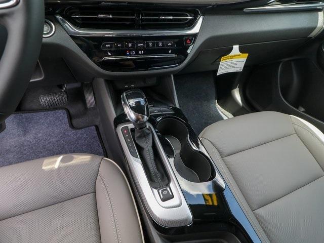 new 2025 Buick Envista car, priced at $30,640