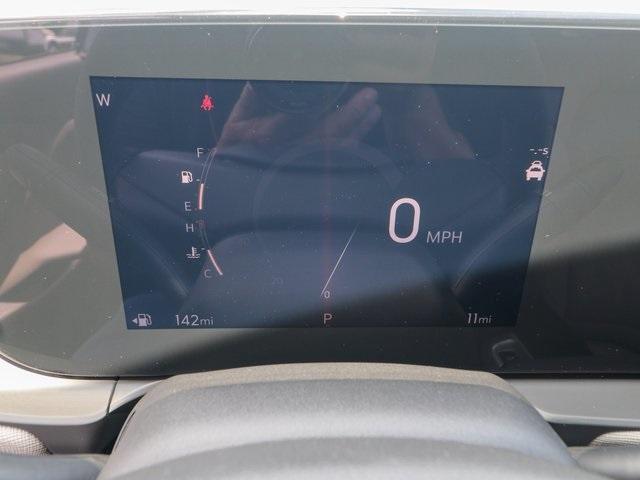 new 2025 Buick Envista car, priced at $30,640