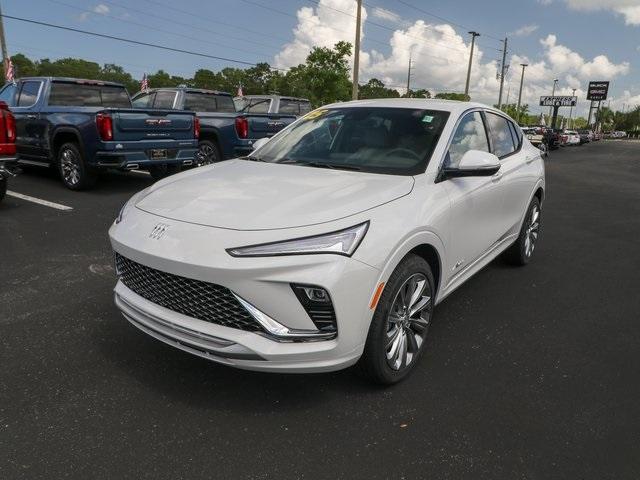 new 2025 Buick Envista car, priced at $30,640