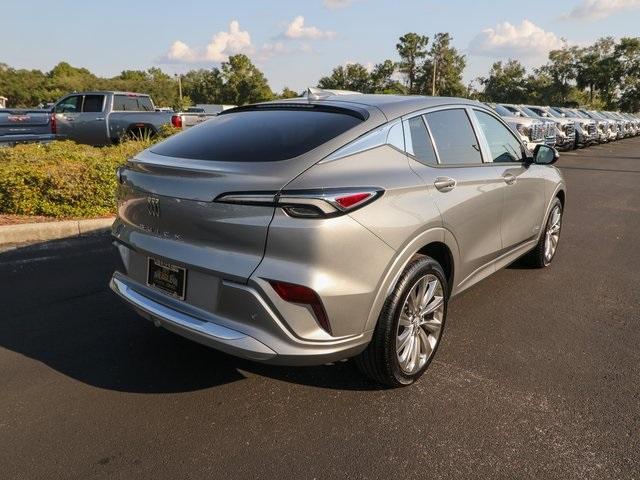 new 2025 Buick Envista car, priced at $31,585
