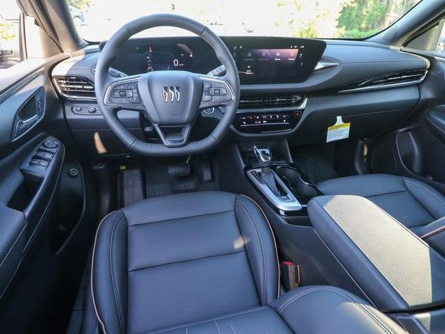 new 2025 Buick Envista car, priced at $31,585