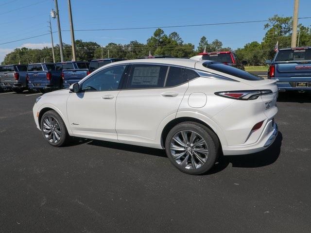 new 2025 Buick Envista car, priced at $30,939