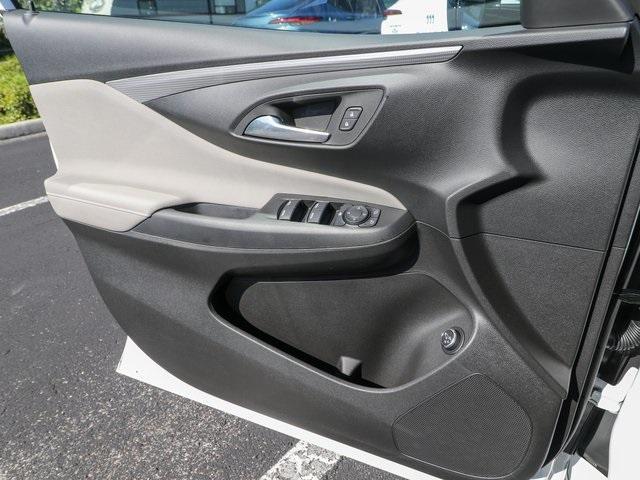 new 2025 Buick Envista car, priced at $30,939