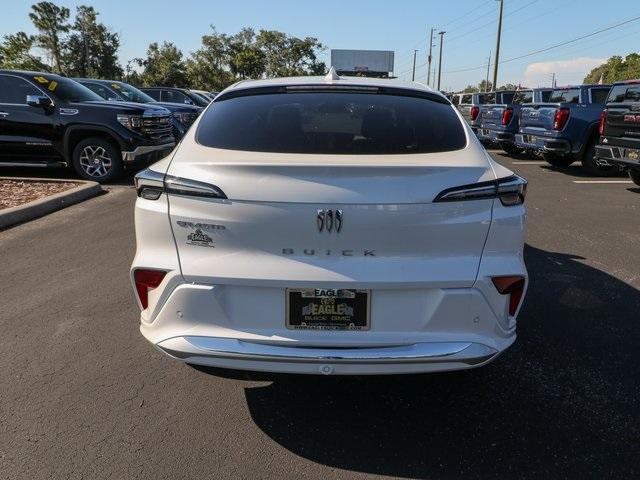 new 2025 Buick Envista car, priced at $30,939