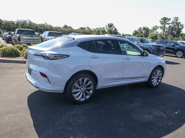 new 2025 Buick Envista car, priced at $30,939