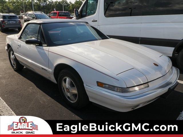 used 1990 Buick Reatta car, priced at $18,800