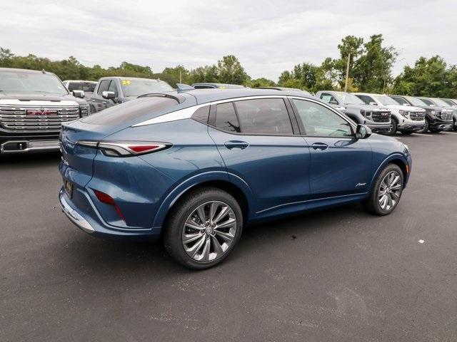 new 2025 Buick Envista car, priced at $30,290
