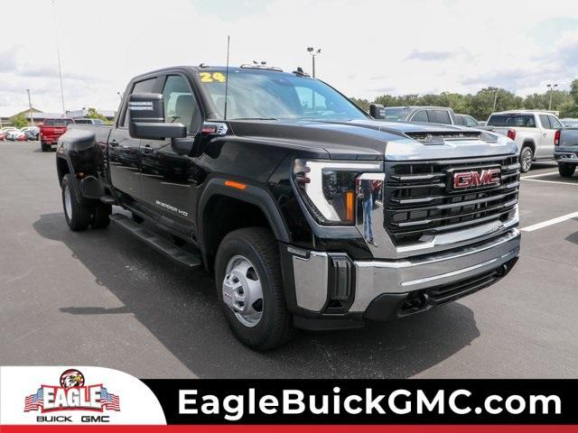 new 2024 GMC Sierra 3500 car, priced at $71,325