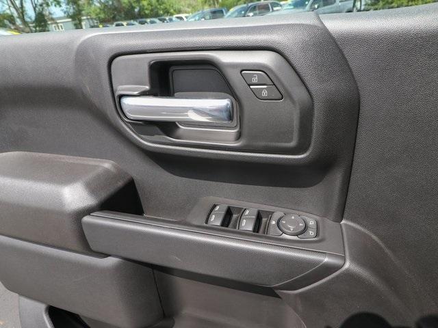 new 2025 GMC Sierra 1500 car, priced at $48,140
