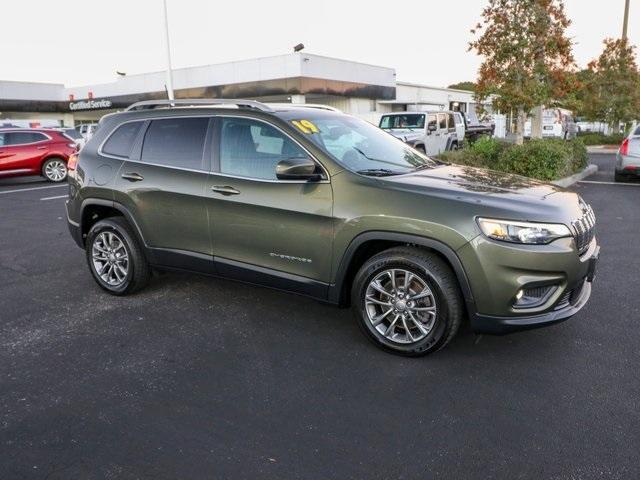 used 2019 Jeep Cherokee car, priced at $16,800