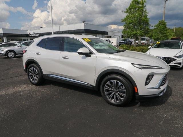 new 2025 Buick Envision car, priced at $36,200