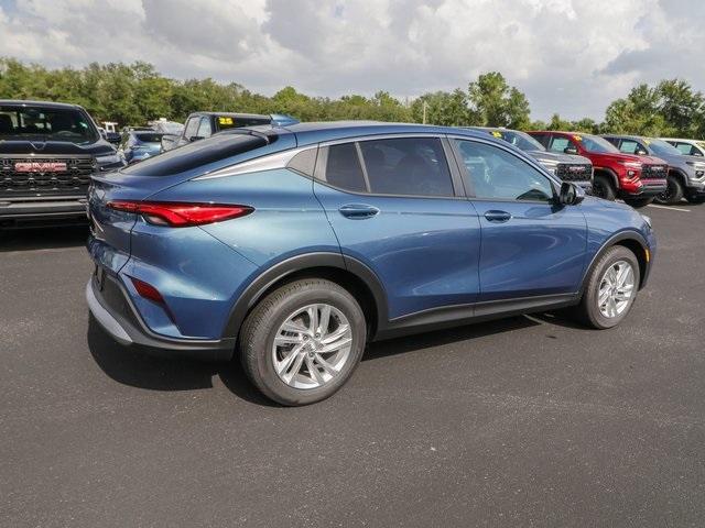 new 2025 Buick Envista car, priced at $25,535