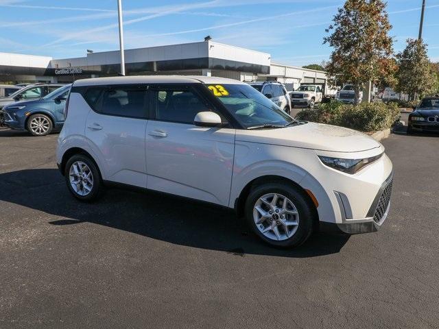 used 2023 Kia Soul car, priced at $17,400