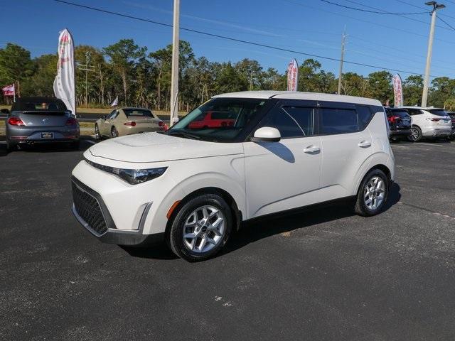 used 2023 Kia Soul car, priced at $17,400