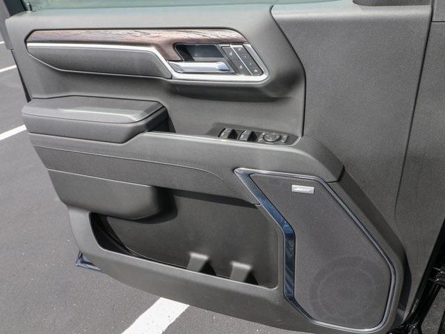 new 2025 GMC Sierra 1500 car, priced at $64,024
