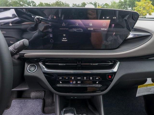 new 2025 Buick Envista car, priced at $30,040