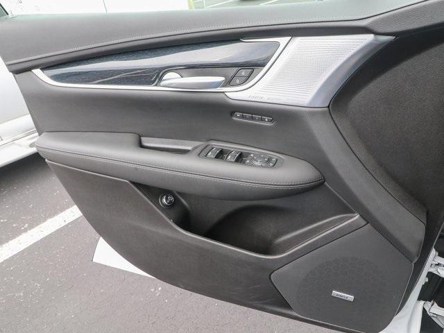 used 2024 Cadillac XT5 car, priced at $42,440