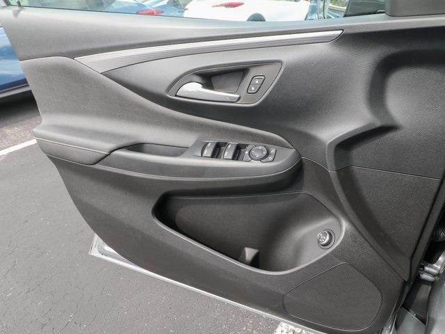 new 2025 Buick Envista car, priced at $30,835