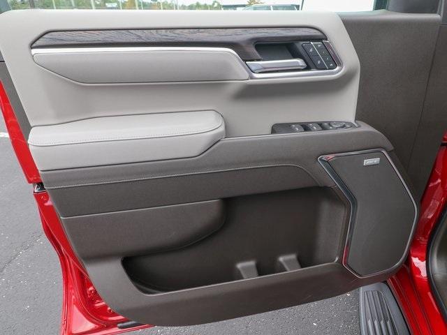 new 2025 GMC Sierra 1500 car, priced at $64,374