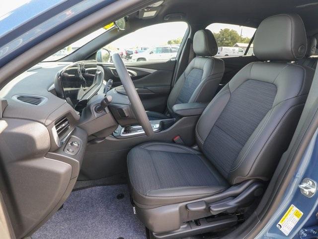 new 2025 Buick Envista car, priced at $25,785