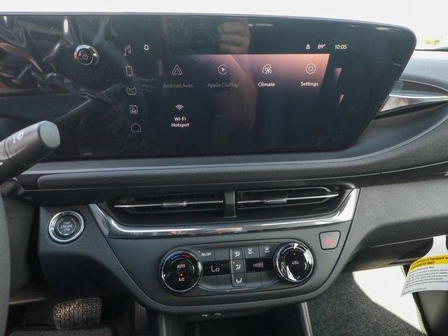 new 2025 Buick Envista car, priced at $25,785
