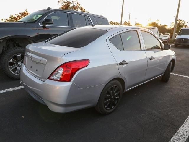 used 2018 Nissan Versa car