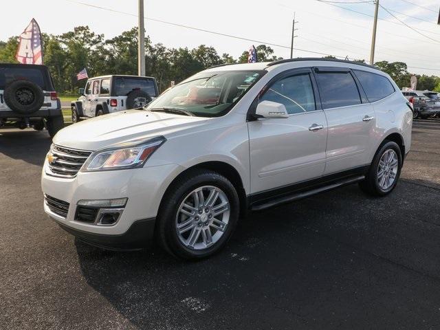 used 2014 Chevrolet Traverse car, priced at $9,800