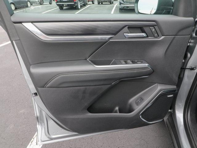 used 2025 GMC Acadia car, priced at $42,820