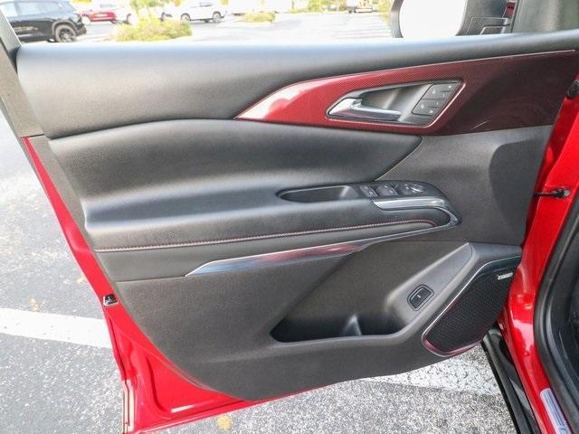 used 2024 Chevrolet Traverse car, priced at $49,440