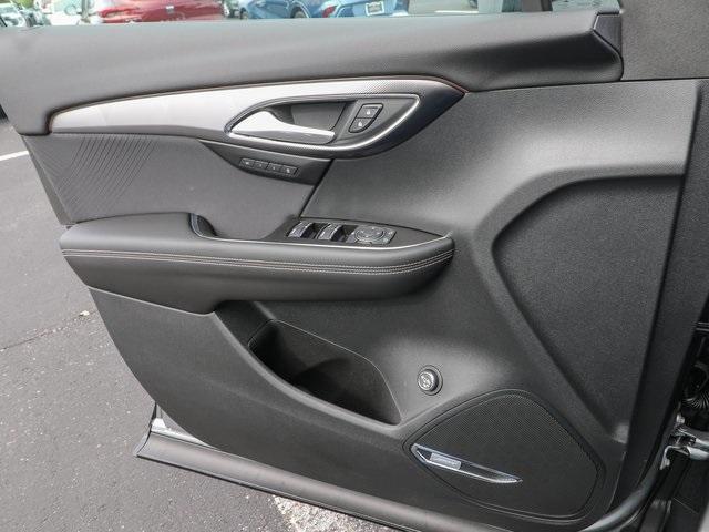 new 2025 Buick Envision car, priced at $43,539