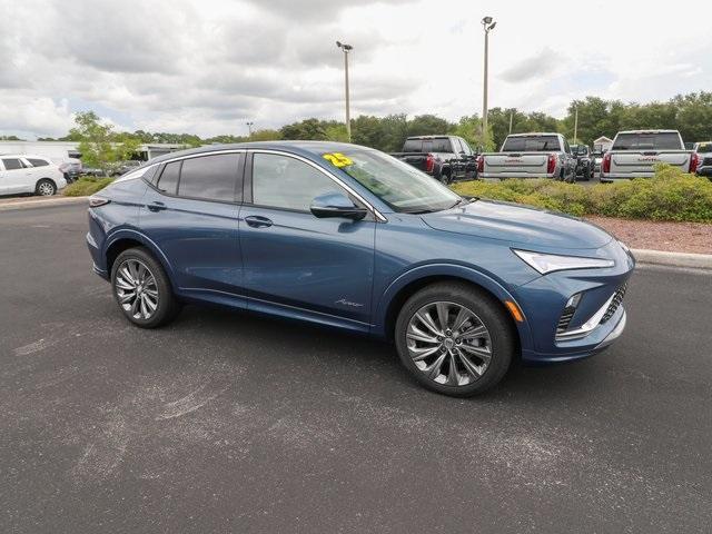 new 2025 Buick Envista car, priced at $30,040