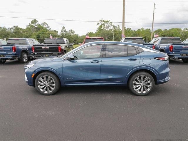 new 2025 Buick Envista car, priced at $30,040