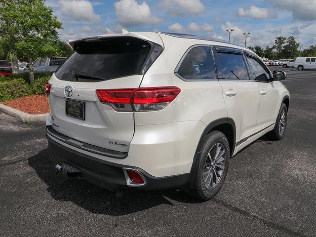 used 2018 Toyota Highlander car, priced at $25,920