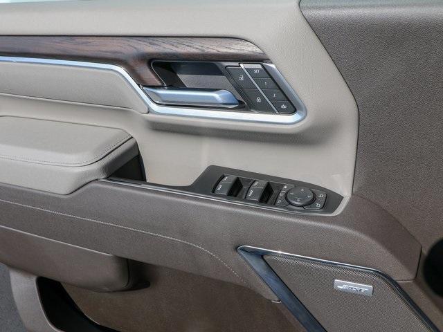used 2025 GMC Sierra 2500 car, priced at $74,844