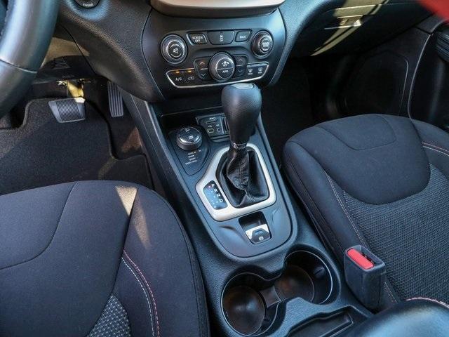 used 2016 Jeep Cherokee car