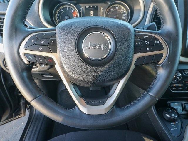 used 2016 Jeep Cherokee car