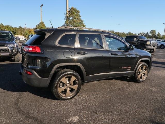 used 2016 Jeep Cherokee car