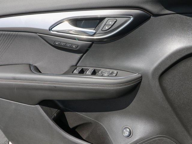 new 2025 Buick Envision car, priced at $41,245