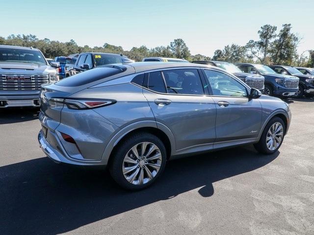 new 2025 Buick Envista car, priced at $30,290