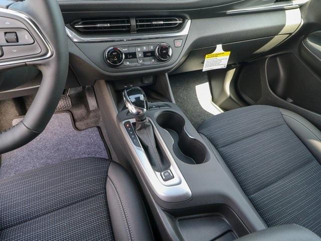 new 2025 Buick Envista car, priced at $27,875