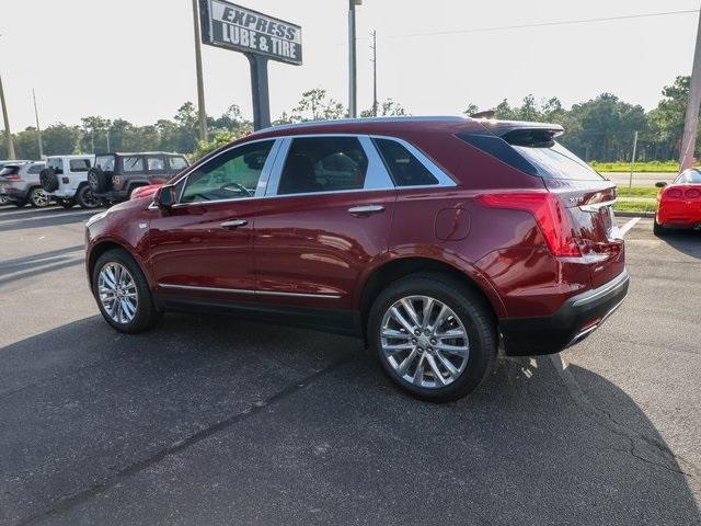 used 2017 Cadillac XT5 car, priced at $25,720