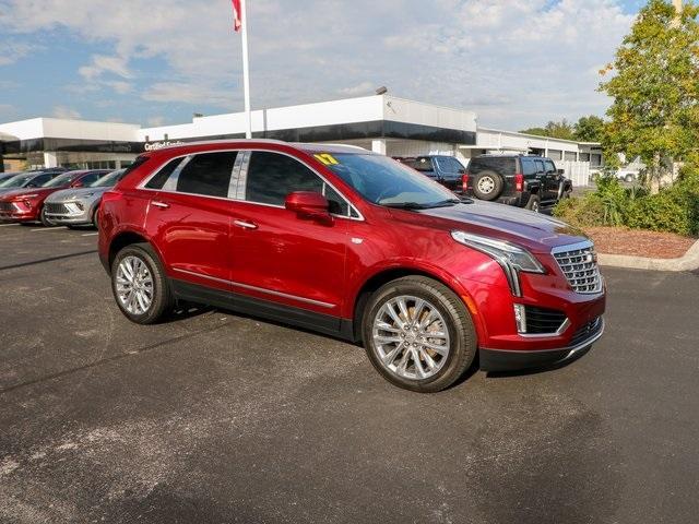 used 2017 Cadillac XT5 car, priced at $25,720