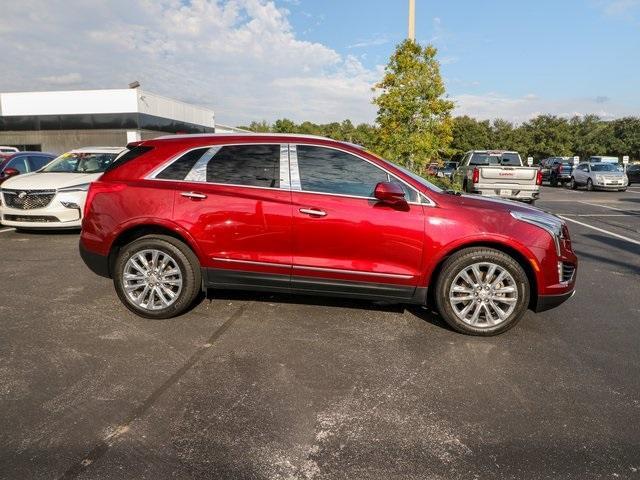 used 2017 Cadillac XT5 car, priced at $25,720