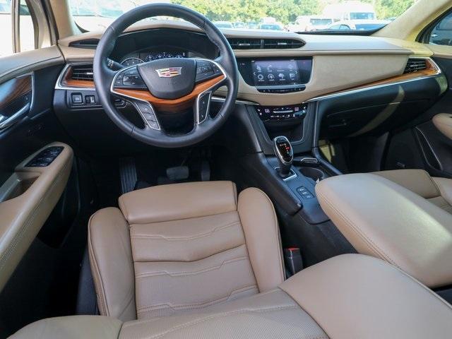 used 2017 Cadillac XT5 car, priced at $25,720