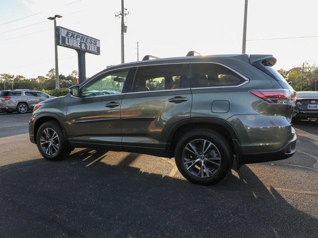 used 2016 Toyota Highlander car, priced at $17,400