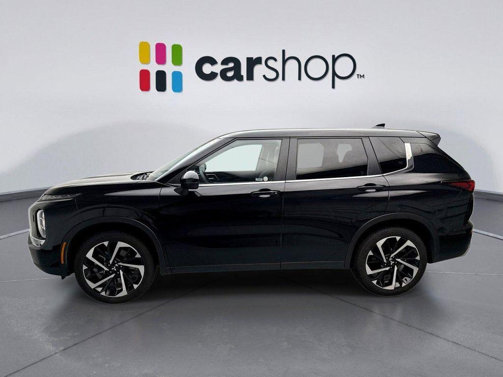 used 2024 Mitsubishi Outlander car, priced at $24,999