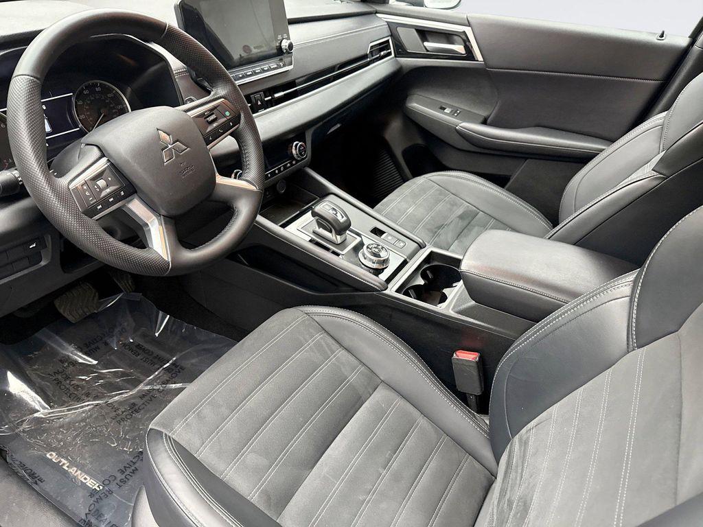 used 2024 Mitsubishi Outlander car, priced at $24,999